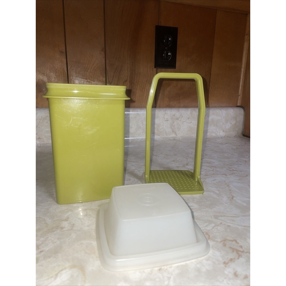 vintage‎ tupperware pickle keeper